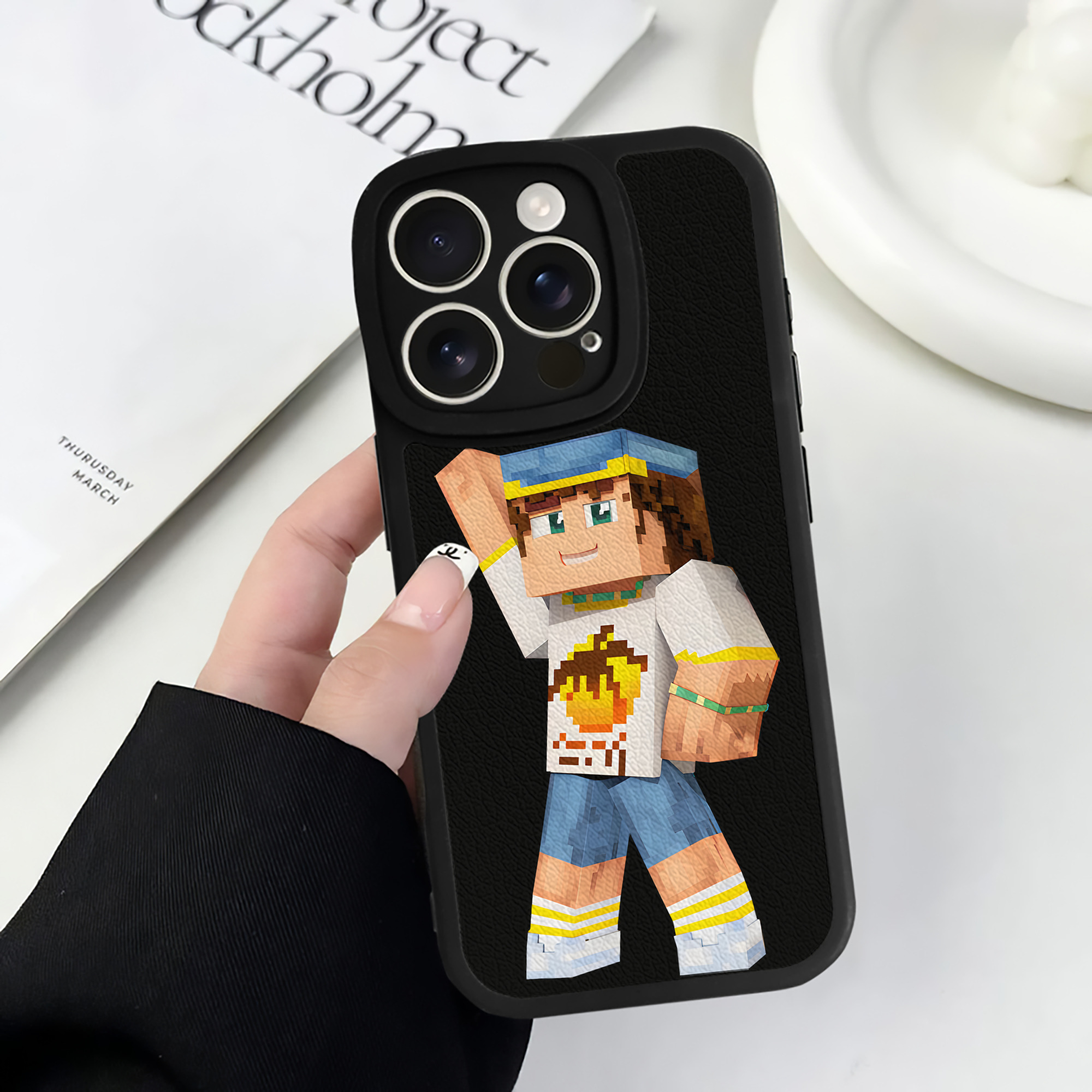 （画像用） マインクラフト ブロックの世界 Minecraft MC Block world 【iPhone 16シリーズ対応】シリコンスマホケース（レザー調） 材質：シリコン